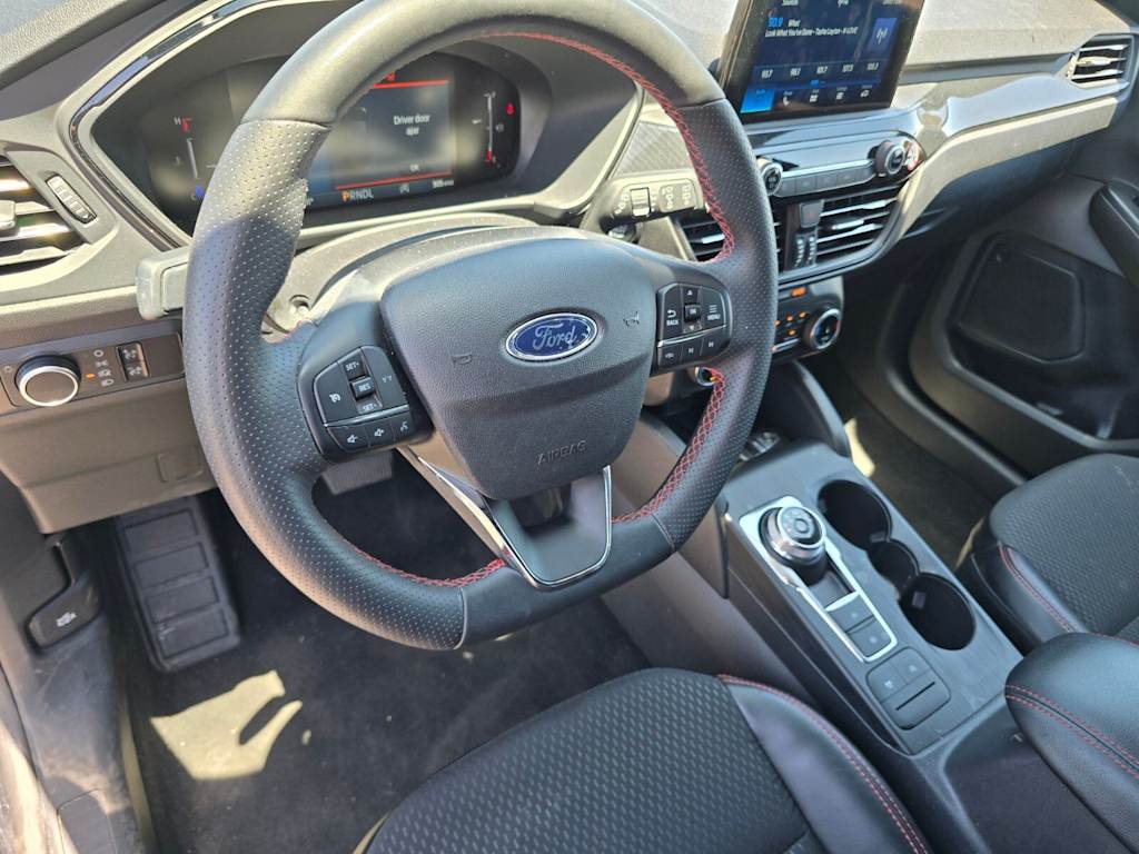 Thumbnail: 2025 Ford Escape - 8
