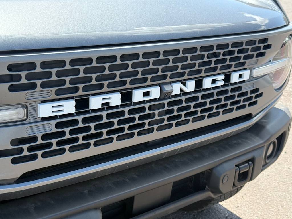 Thumbnail: 2022 Ford Bronco - 7