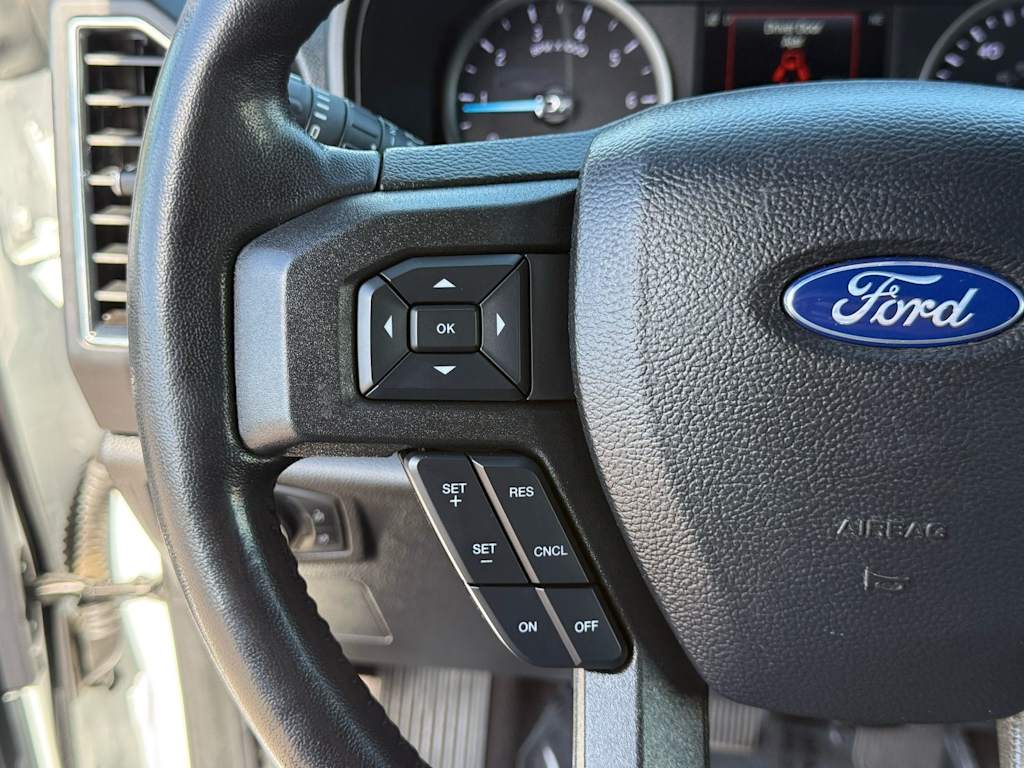 Thumbnail: 2021 Ford Expedition - 22