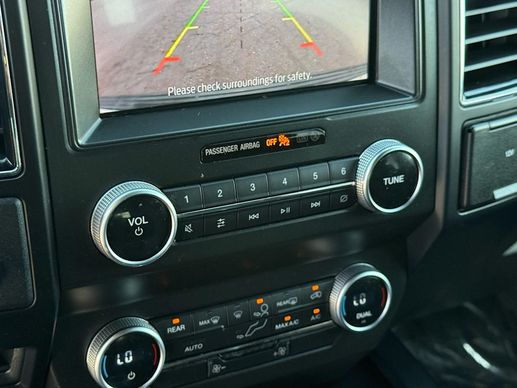 Thumbnail: 2021 Ford Expedition - 26