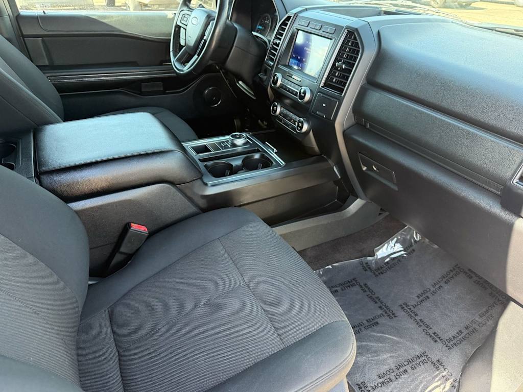 Thumbnail: 2021 Ford Expedition - 31