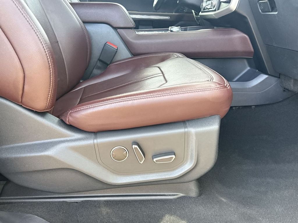 Thumbnail: 2024 Ford Expedition - 13