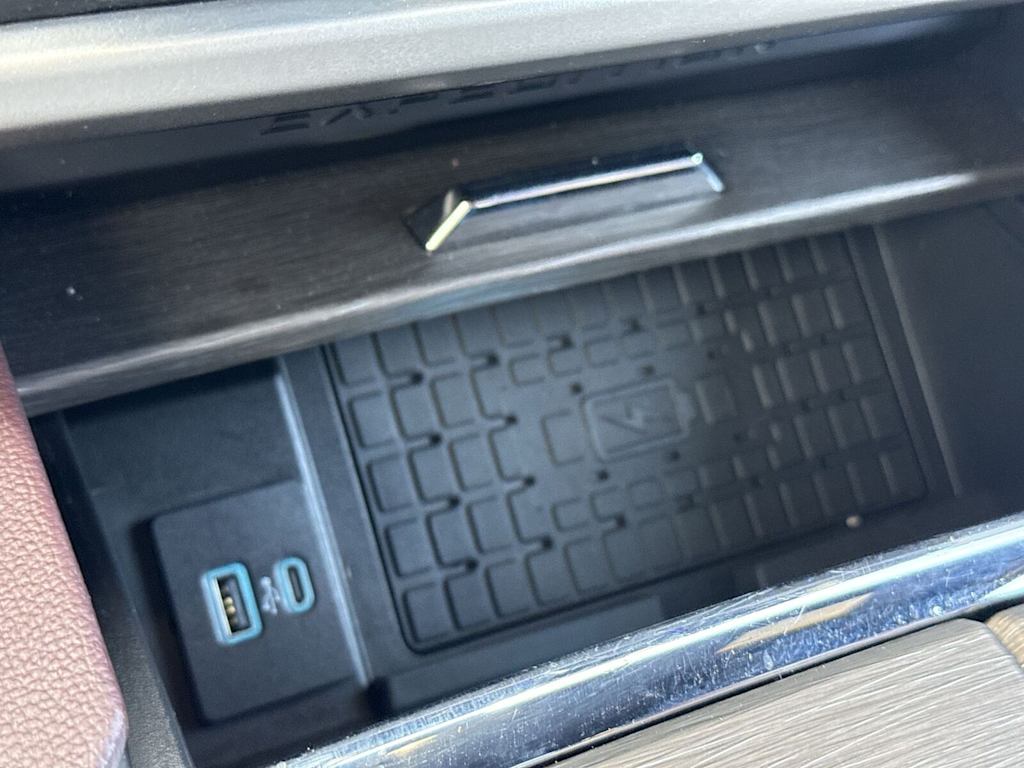 Thumbnail: 2024 Ford Expedition - 30