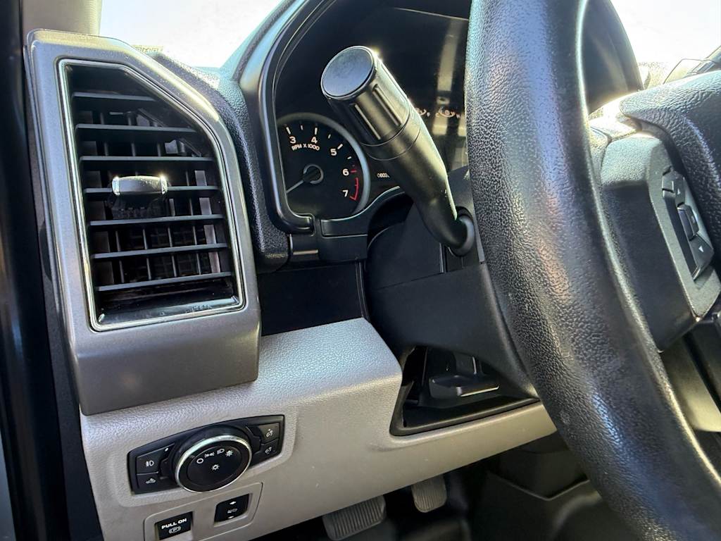 Thumbnail: 2019 Ford F-150 - 16