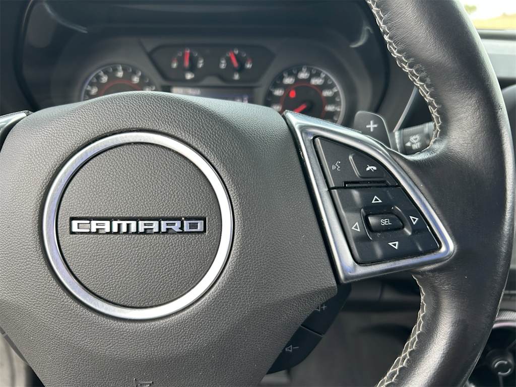 2020 Chevrolet Camaro  27