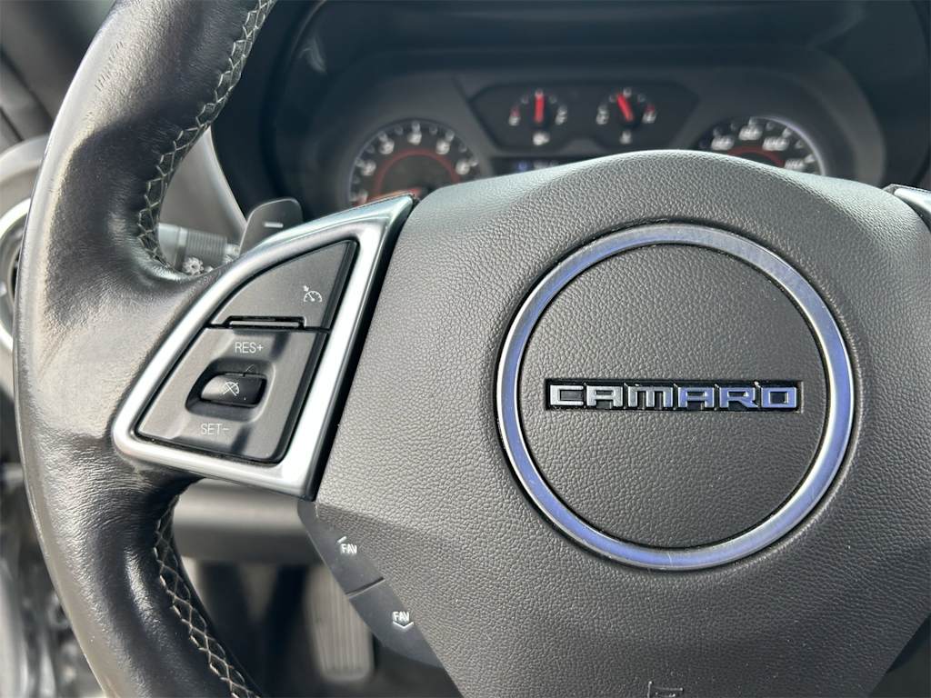 2020 Chevrolet Camaro  26