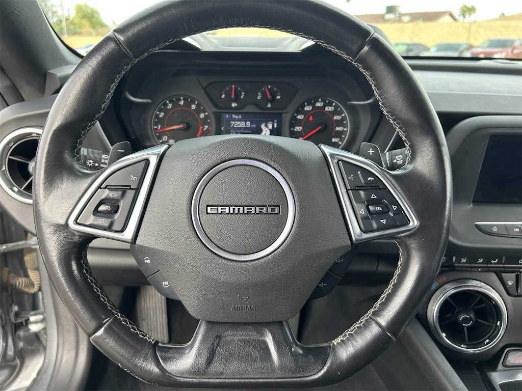 2020 Chevrolet Camaro  25