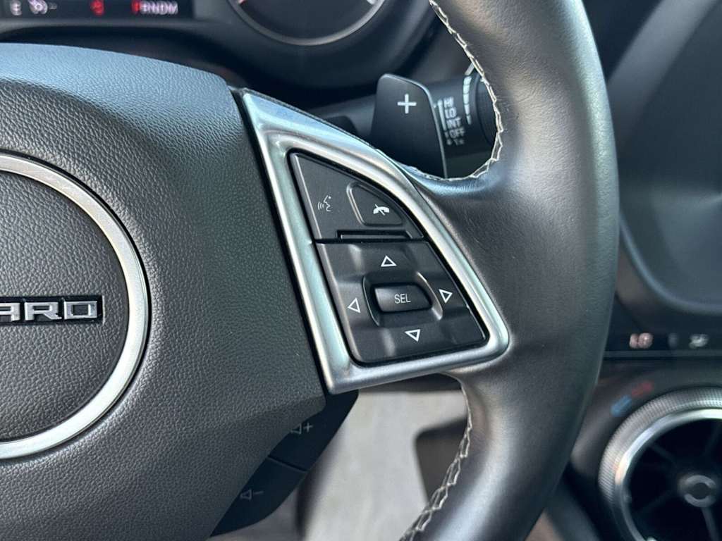 2020 Chevrolet Camaro  30
