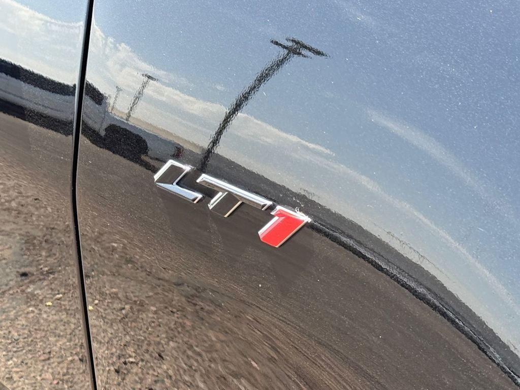 Thumbnail: 2021 Chevrolet Camaro - 5