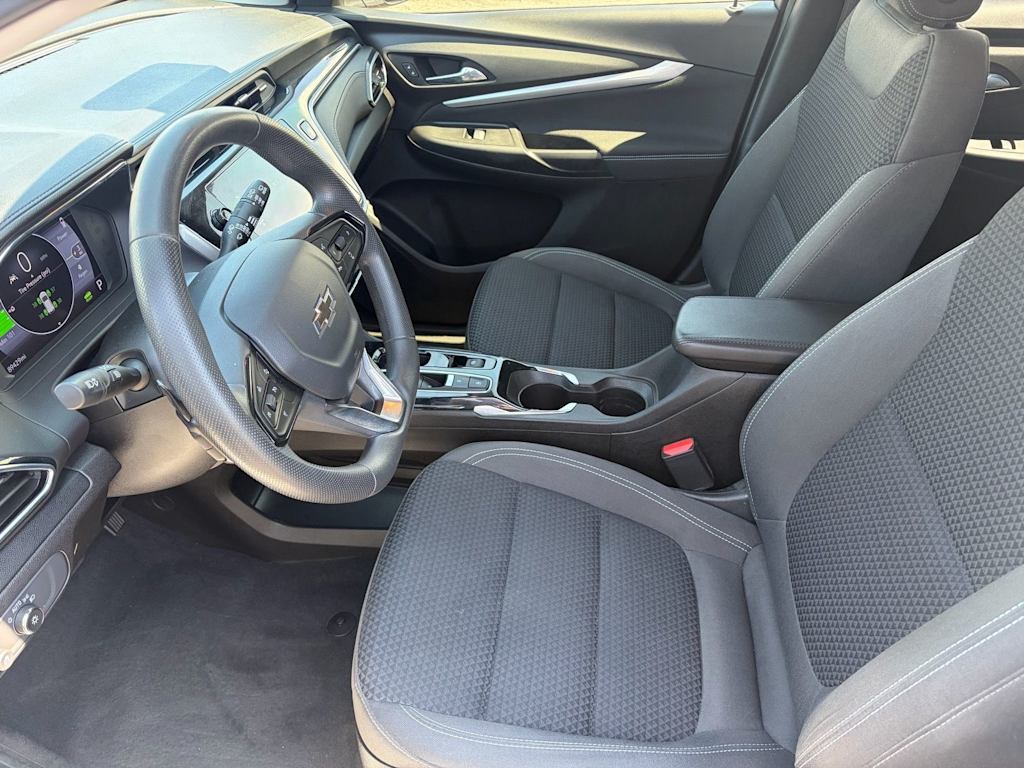 Thumbnail: 2023 Chevrolet Bolt EUV - 8