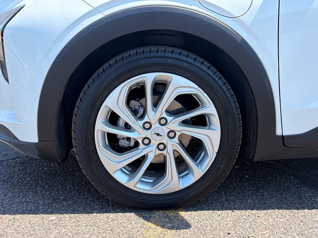 Thumbnail: 2023 Chevrolet Bolt EUV - 6