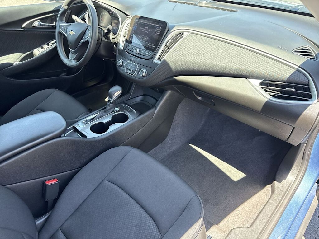 Image 3 of 2024 Chevrolet Malibu