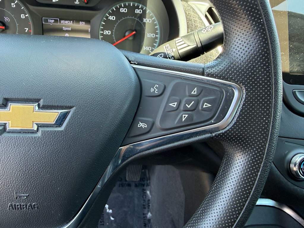 Thumbnail: 2023 Chevrolet Malibu - 30