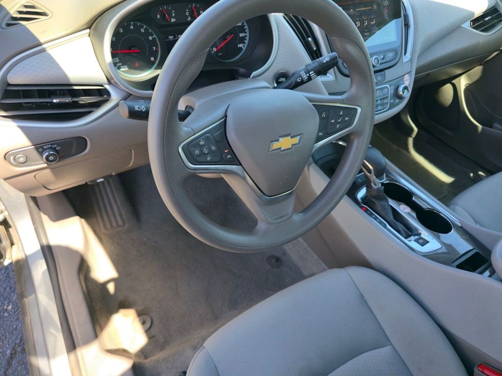 Thumbnail: 2025 Chevrolet Malibu - 8