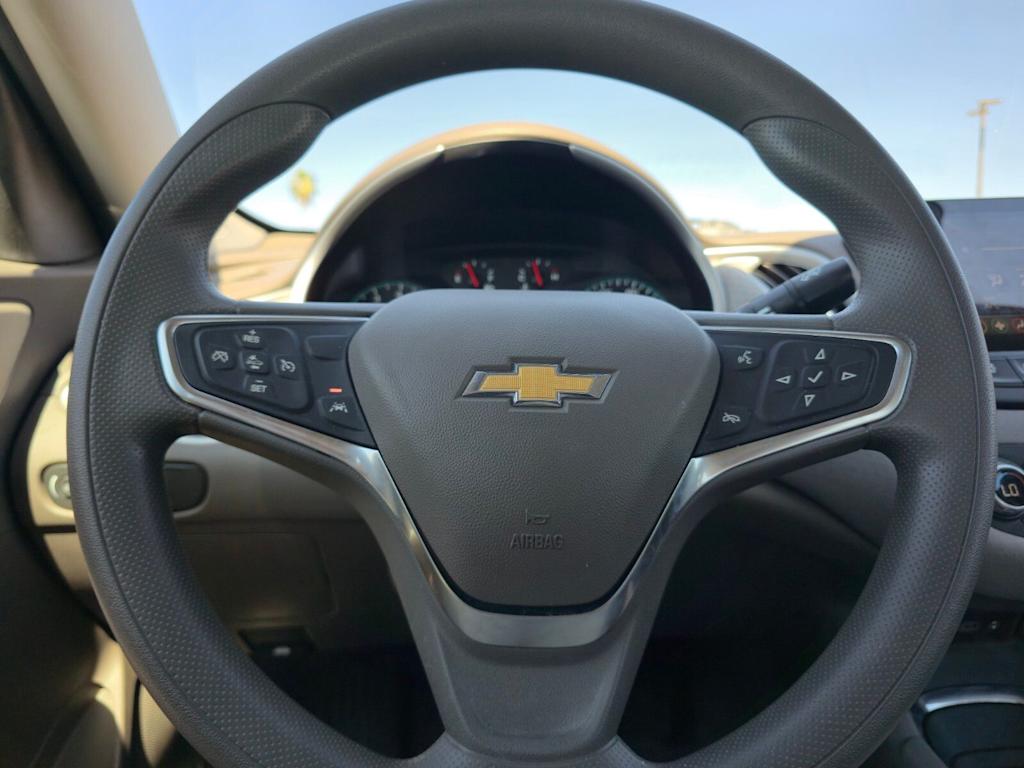 Thumbnail: 2025 Chevrolet Malibu - 13