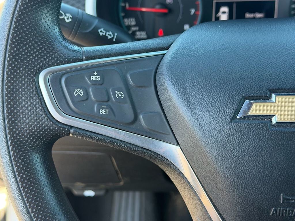 Thumbnail: 2022 Chevrolet Malibu - 18