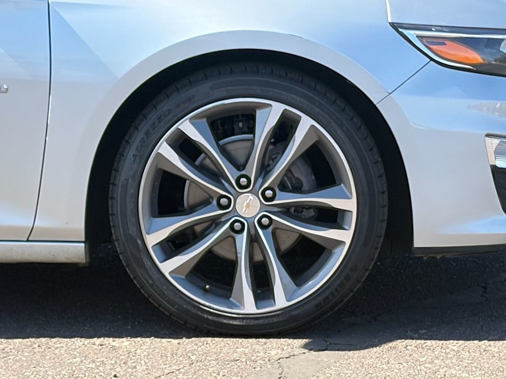 Thumbnail: 2022 Chevrolet Malibu - 7