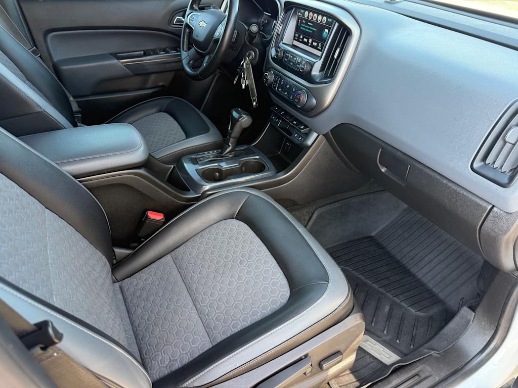 Thumbnail: 2018 Chevrolet Colorado - 11
