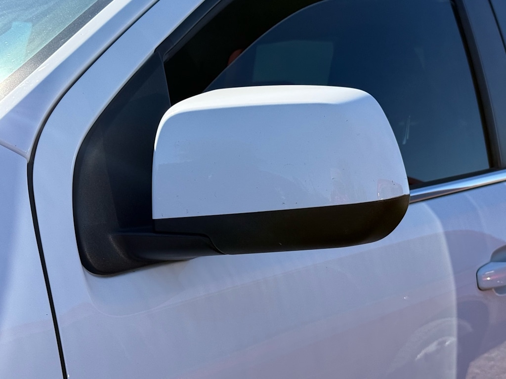 Thumbnail: 2015 Chevrolet Colorado - 6