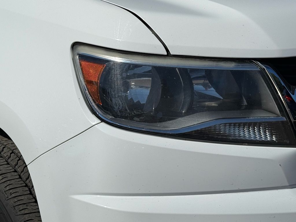 Thumbnail: 2015 Chevrolet Colorado - 21