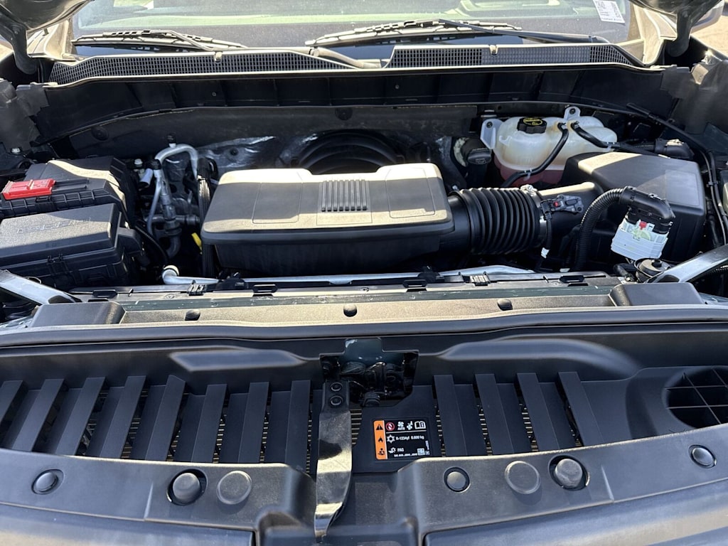 Thumbnail: 2025 Chevrolet Silverado 1500 - 9