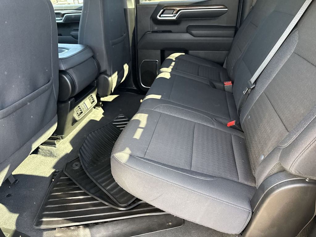 Thumbnail: 2025 Chevrolet Silverado 1500 - 19