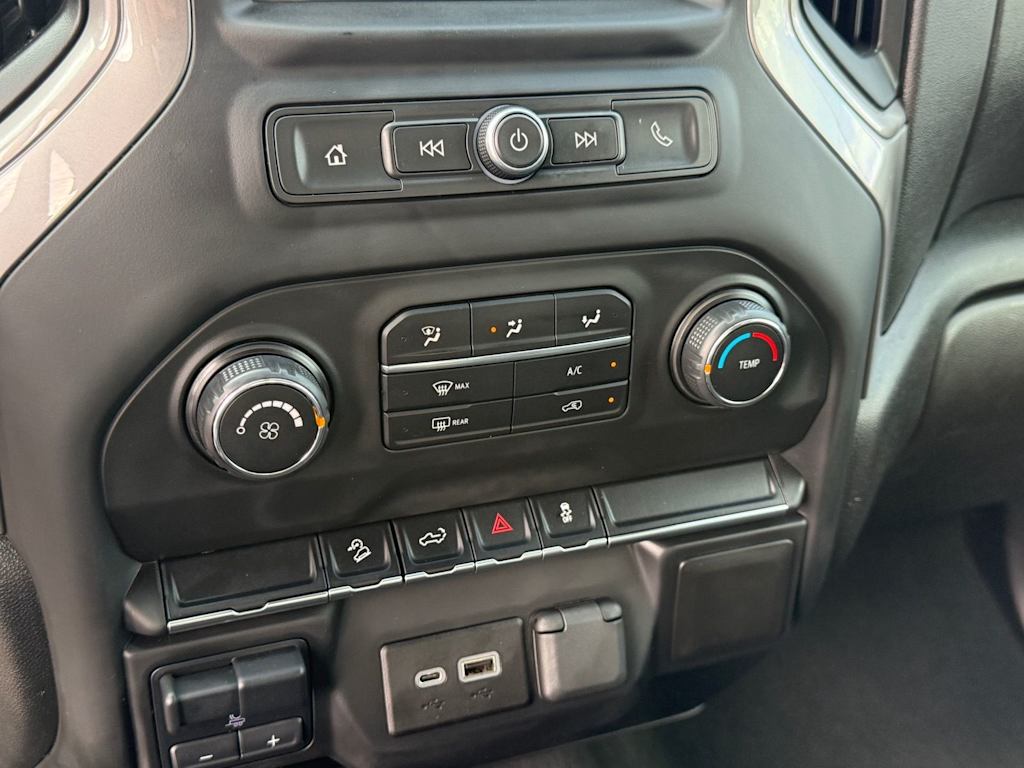 Thumbnail: 2021 Chevrolet Silverado 1500 - 27