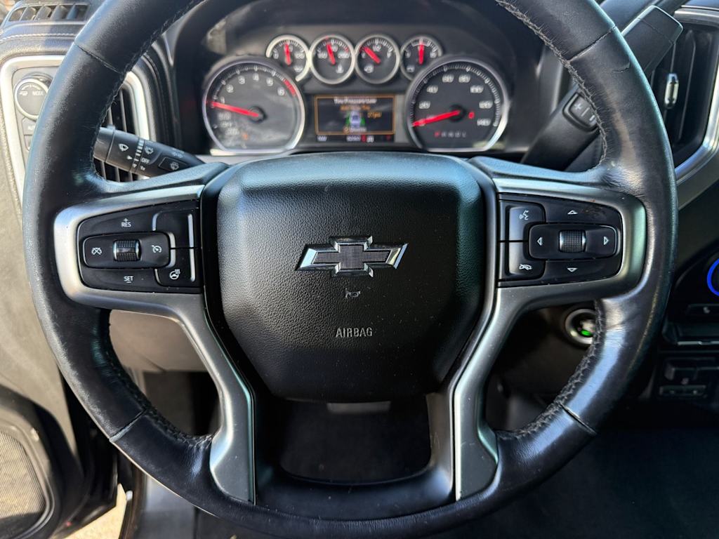 Thumbnail: 2020 Chevrolet Silverado 1500 - 18