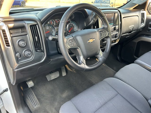 2018 Chevrolet Silverado 1500 LT 2