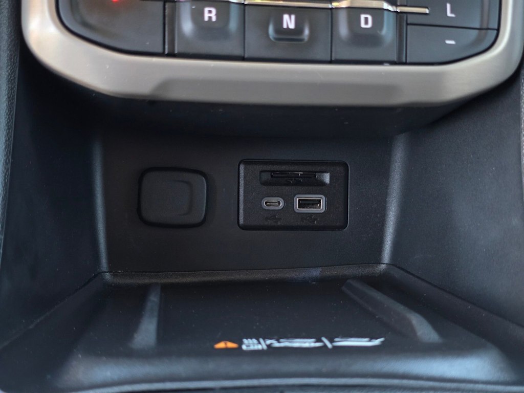 Thumbnail: 2022 GMC Acadia - 19