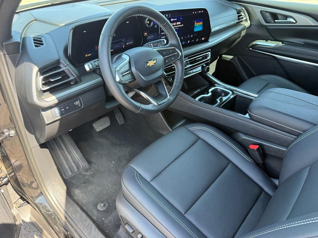 Thumbnail: 2026 Chevrolet Traverse - 2