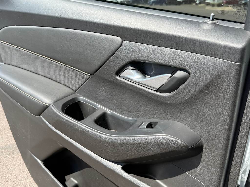 Thumbnail: 2021 Chevrolet Traverse - 20