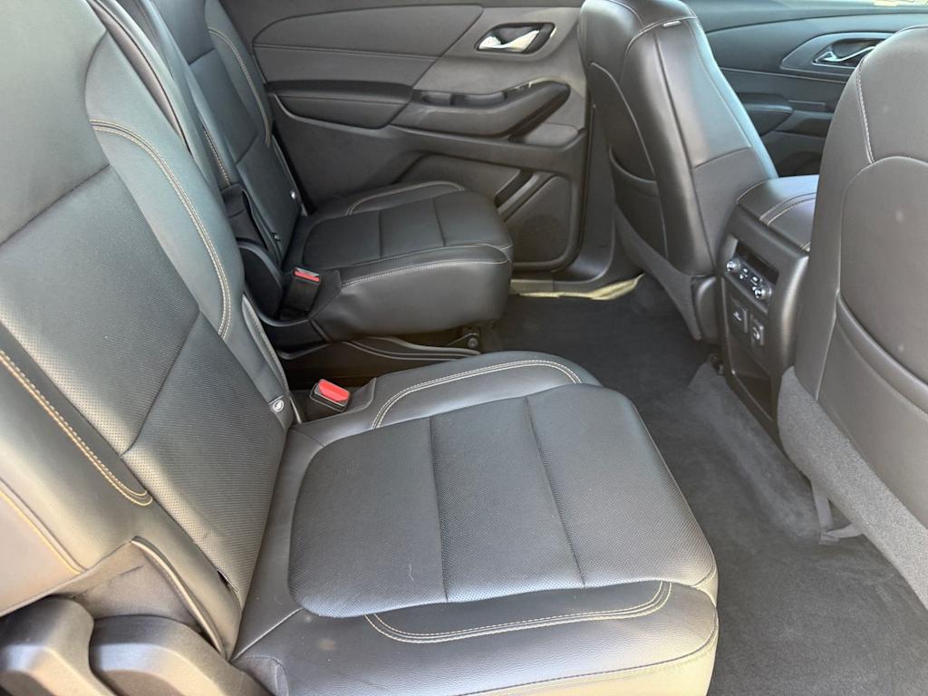 Thumbnail: 2021 Chevrolet Traverse - 33