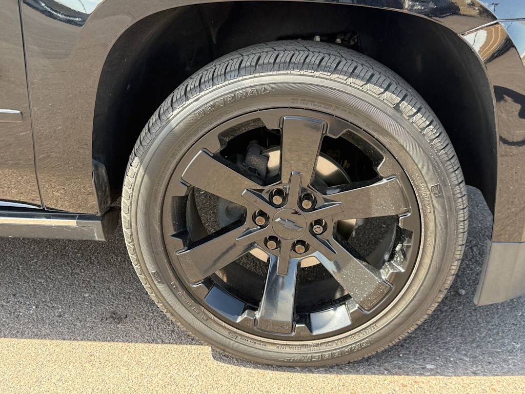 Thumbnail: 2020 Chevrolet Tahoe - 6