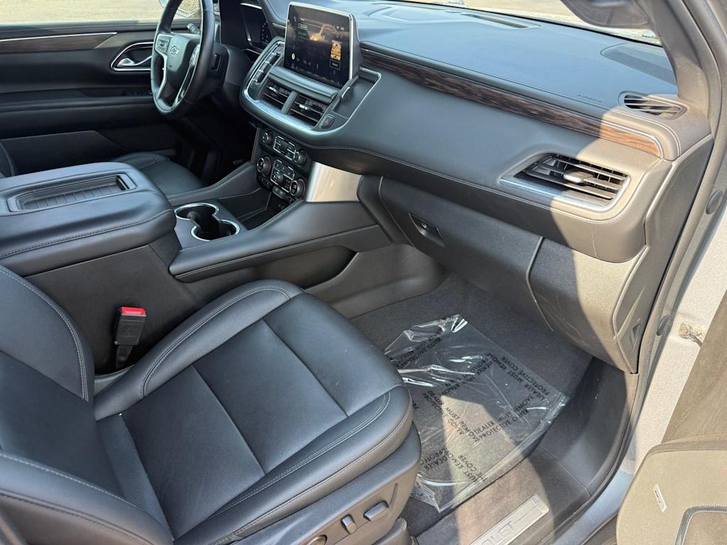 Thumbnail: 2022 Chevrolet Suburban - 30