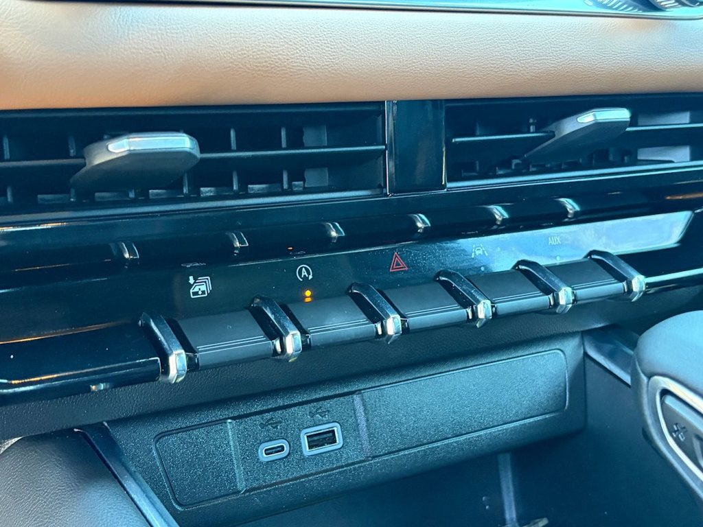 Thumbnail: 2024 GMC Canyon - 7