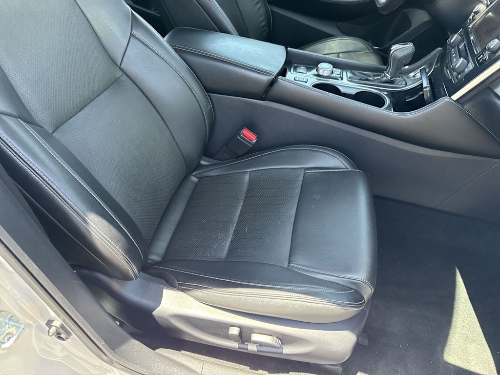 2020 Nissan Maxima SV 9