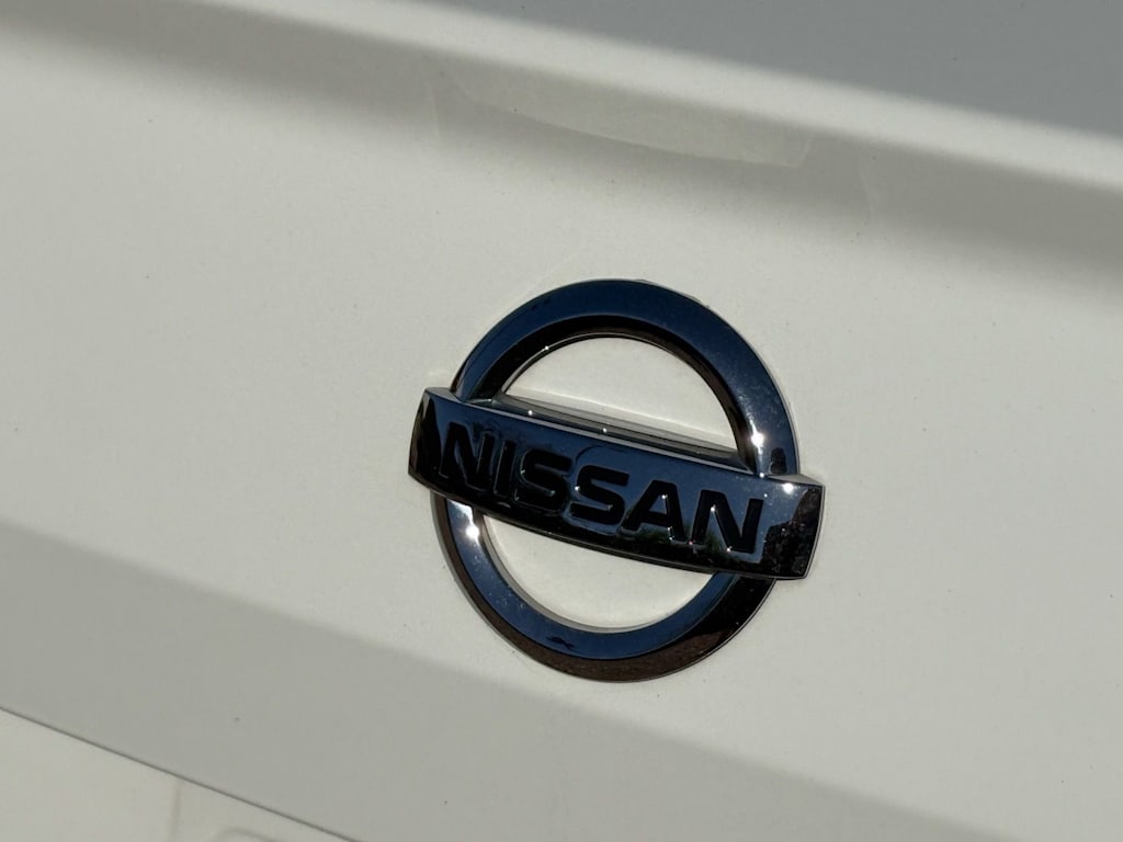 Thumbnail: 2019 Nissan Altima - 14