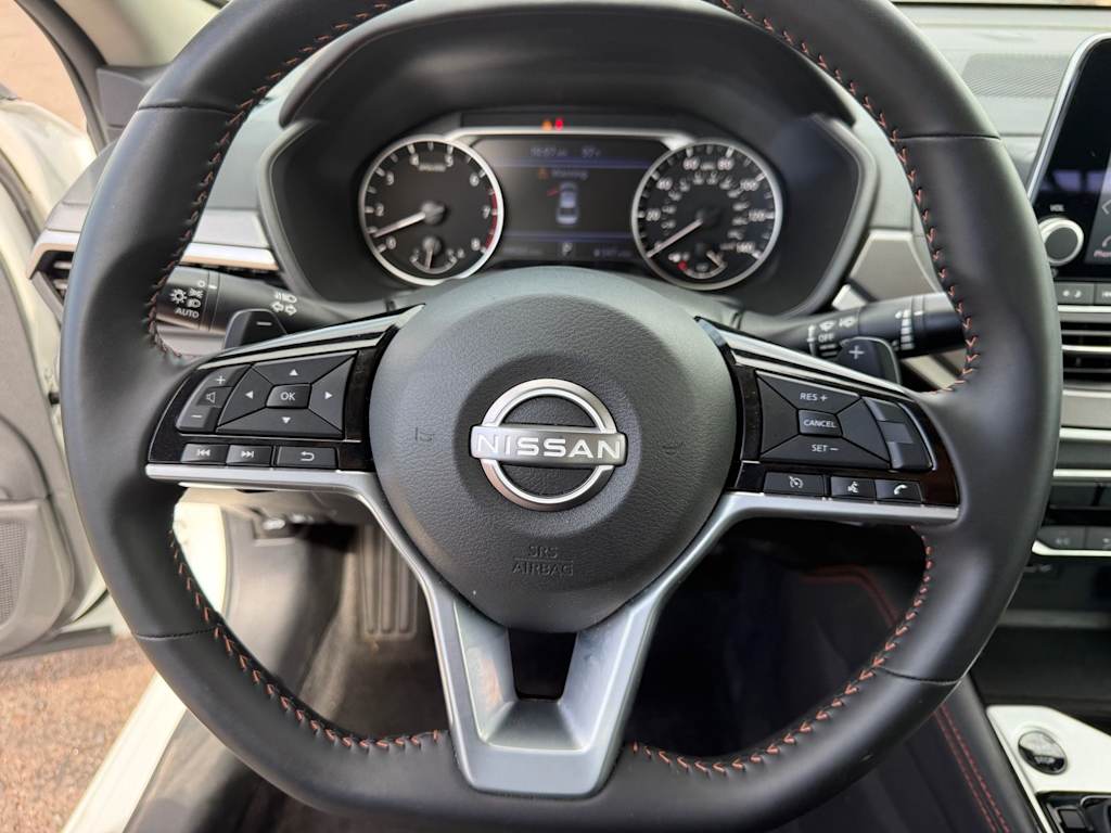 Thumbnail: 2025 Nissan Altima - 9