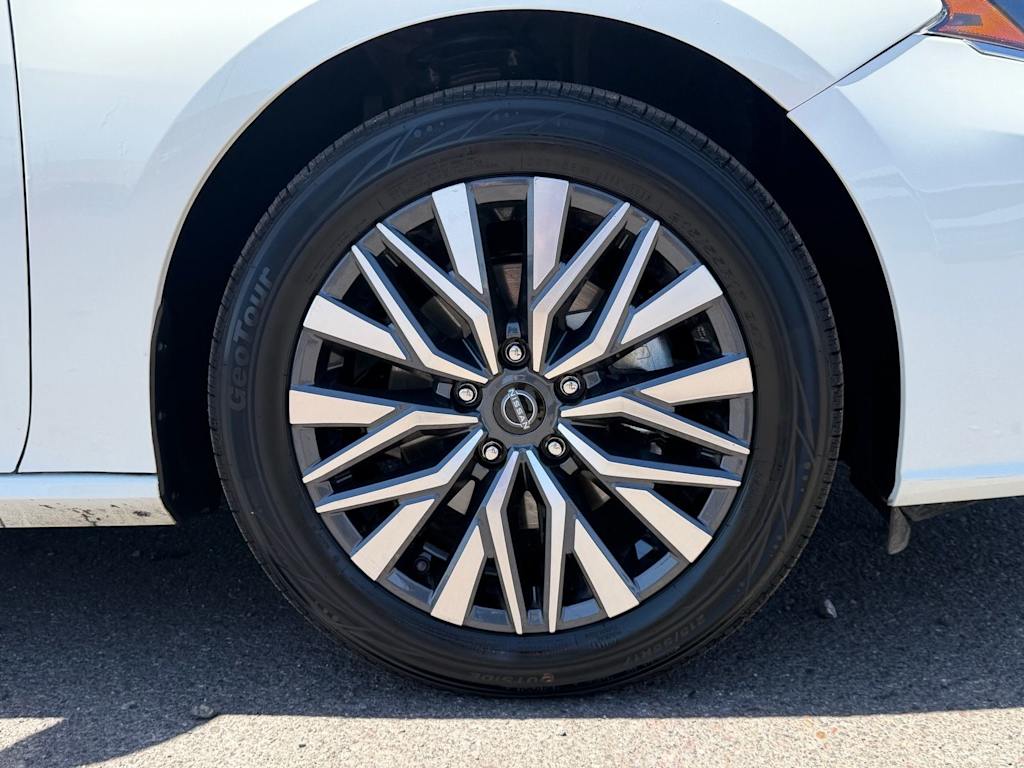 Thumbnail: 2025 Nissan Altima - 7