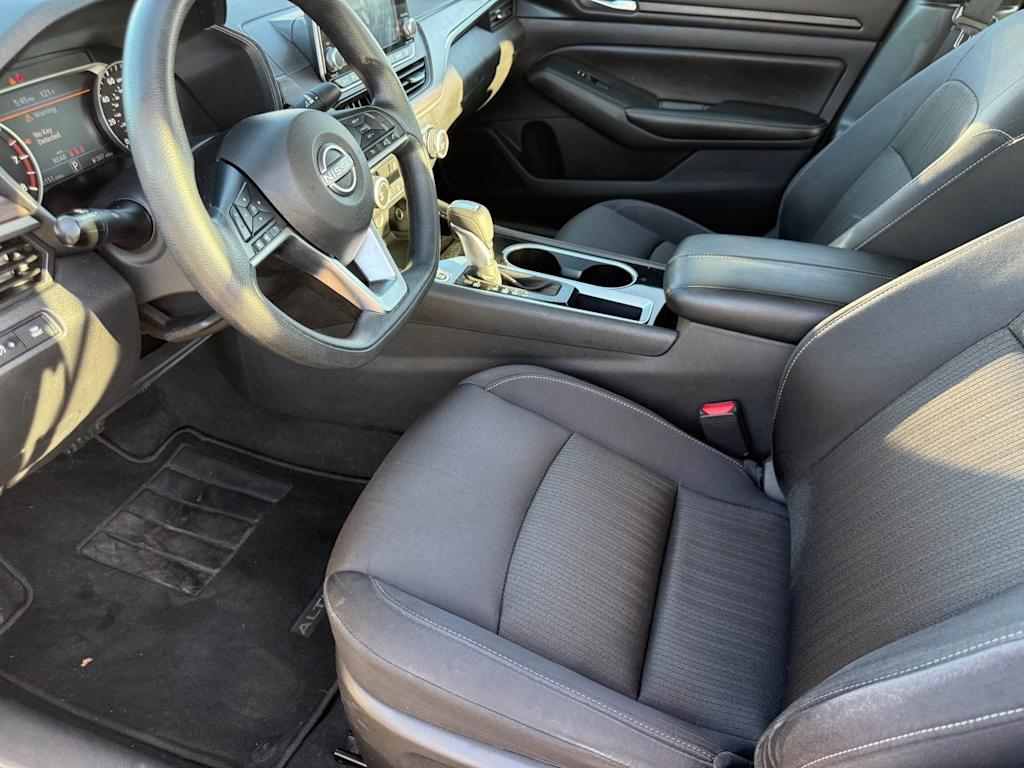 Thumbnail: 2024 Nissan Altima - 8