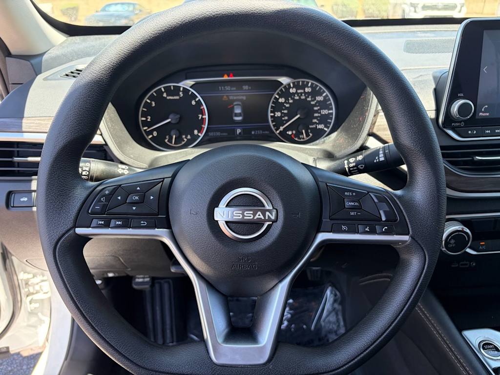 Thumbnail: 2023 Nissan Altima - 7