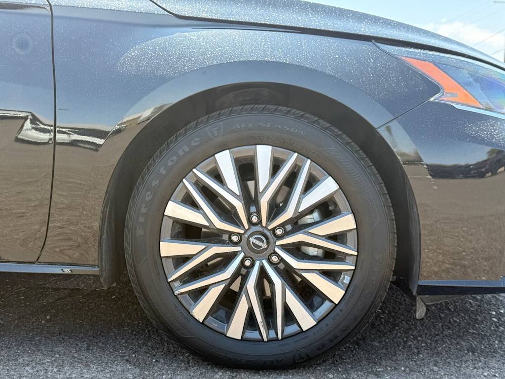 Thumbnail: 2024 Nissan Altima - 5