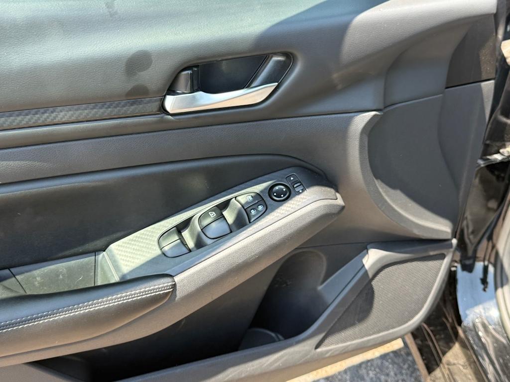 Thumbnail: 2024 Nissan Altima - 16
