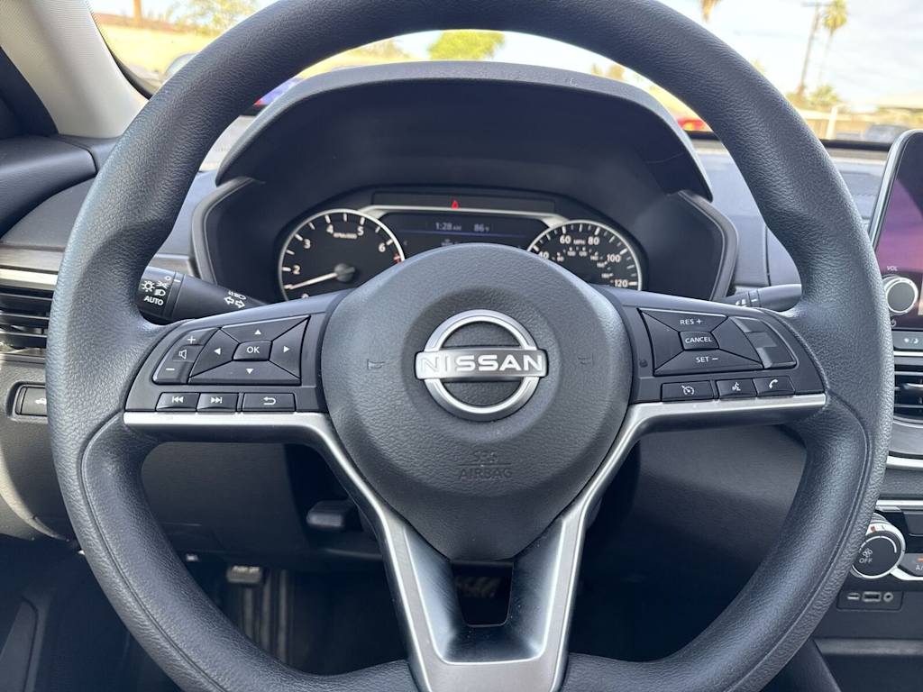 Thumbnail: 2024 Nissan Altima - 12