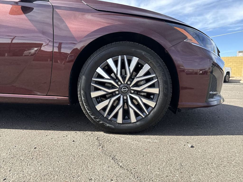 Thumbnail: 2024 Nissan Altima - 6