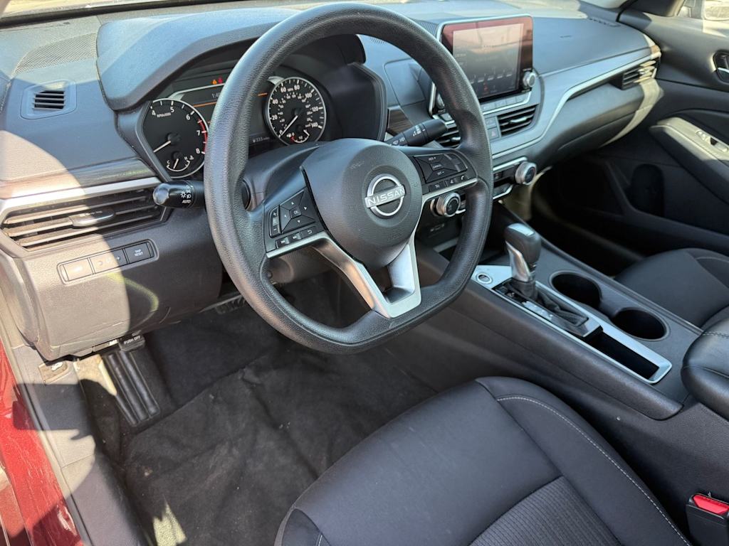 Thumbnail: 2025 Nissan Altima - 2