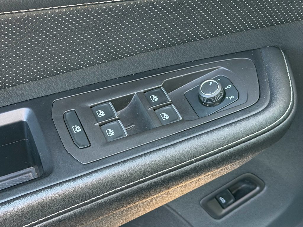 Thumbnail: 2024 Volkswagen Atlas - 18