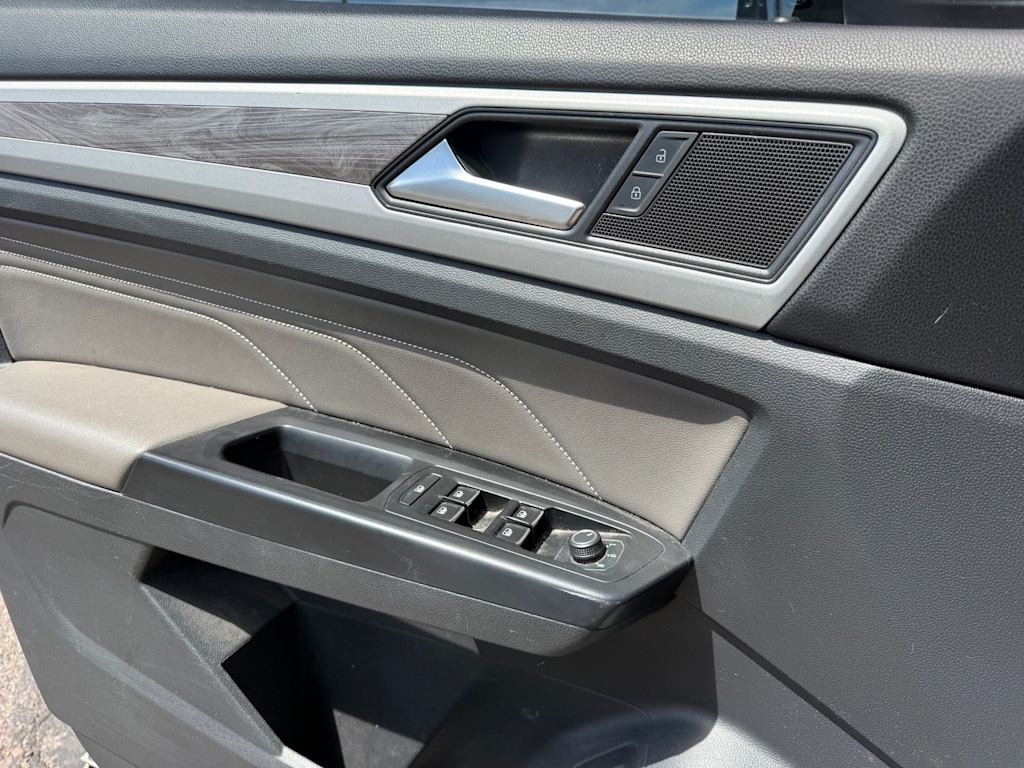 Thumbnail: 2021 Volkswagen Atlas - 19