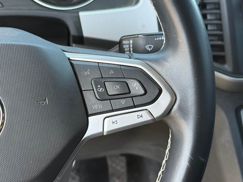 Thumbnail: 2021 Volkswagen Atlas - 23